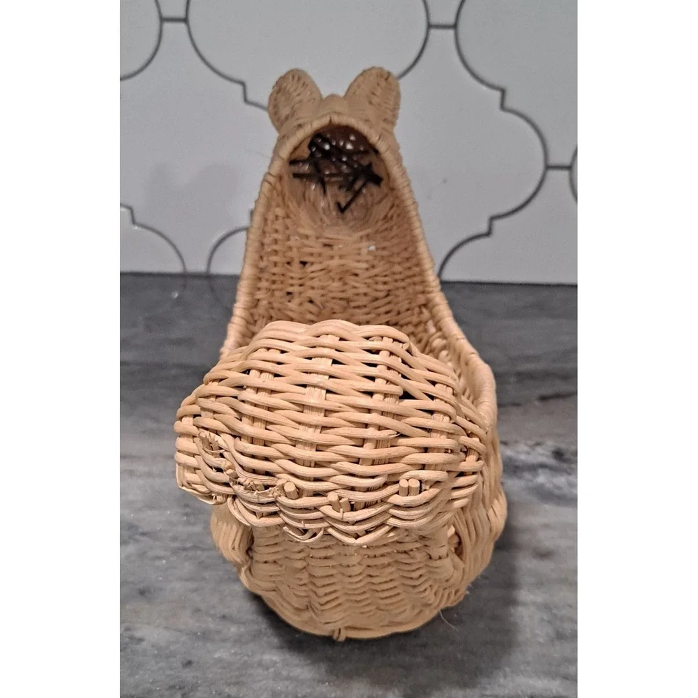 Wicker Squirrel Shaped Basket, Brown, Medium Indoor Freestanding